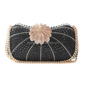 Wholesale <b>Gold</b> Square Fashion Evening <b>Clutch</b> Bags for Women-Eco-Friendly PU Material with Chain Strap - Product Image 4