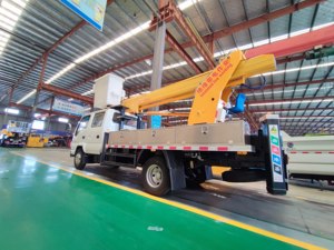 Camion <span class=keywords><strong>con</strong></span> Piattaforma Aerea Isolata a Doppia Cabina ISUZU, 19m, per Lavori Elettrici, Vendita Diretta dalla Fabbrica - Product Image 3