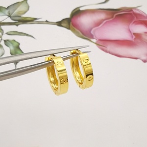 Donne Au 750 In Colore Giallo Huggie <span class=keywords><strong>Orecchini</strong></span> Rotondi <span class=keywords><strong>Orecchini</strong></span> A Cerchio In <span class=keywords><strong>Oro</strong></span> 18 Carati Orecchino On-Line di Vendita Superiore - Product Image 2