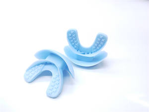 واقي فم رياضي مخصص من البلاستيك مع خدمة القص حسب الطلب - Product Image 4