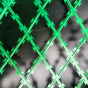 Высокозащитная колючая проволока с оцинкованными лезвиями для защиты периметра и обеспечения безопасности объектов - Product Image 4