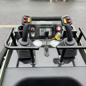 Hot Selling Hydraulic Front Skid Steer Construction <b>Machine</b> Mini Skid Steer - Product Image 4