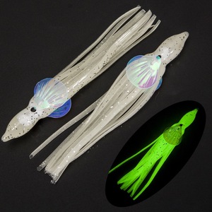 WEI Luminous 5CM 6cm 10cm Falda de calamar Faldas de pulpo Pesca Señuelos blandos con <span class=keywords><strong>escamas</strong></span> - Product Image 5