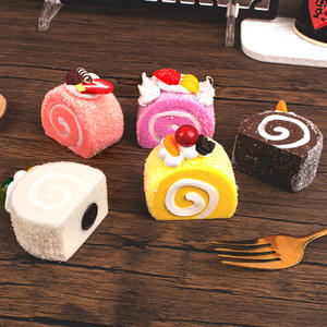 Vente chaude sensorielle Fidget armoire ornements PU mousse gâteau forme soulagement du Stress fenêtre affichage Squishy jouets pour garçons 8-13 - Product Image 5