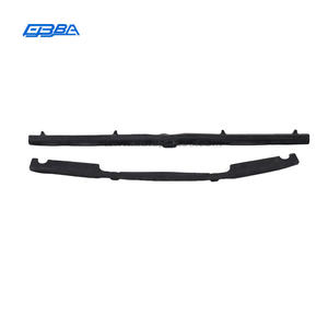 Bande d'étanchéité de radiateur d'origine OEM testée, fonctionnelle, propre et durable pour Porsche 992 992587118 - Product Image 1