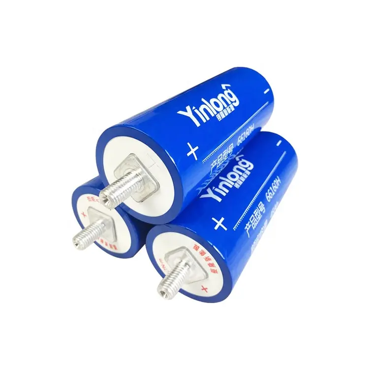 Batterie de cellule rechargeable cylindrique 2.3V de grade A batterie lto pour système audio et énergétique de voiture Yinlong 66160 LTO 35Ah 40Ah 45Ah