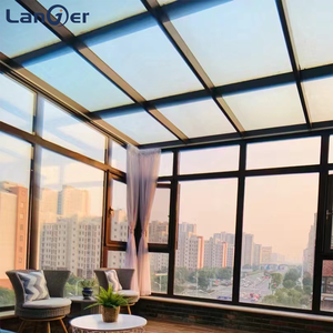 Véranda de jardin extérieure avec toit incliné et triangle en aluminium et verre trempé avec cadre en alliage - Product Image 1