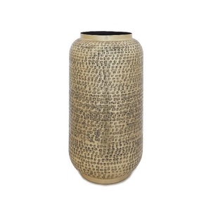 Vase à fleurs moderne avec finition en argent antique Forme ronde Motif à carreaux en relief Qualité supérieure pour la décoration intérieure - Product Image 2