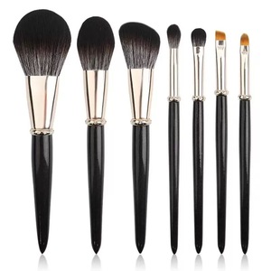 Nuevo diseño, 7 Uds., juego <span class=keywords><strong>de</strong></span> brochas <span class=keywords><strong>de</strong></span> maquillaje <span class=keywords><strong>de</strong></span> diamante <span class=keywords><strong>de</strong></span> cristal Glam, brochas <span class=keywords><strong>de</strong></span> maquillaje, <span class=keywords><strong>brocha</strong></span> <span class=keywords><strong>de</strong></span> difusión <span class=keywords><strong>de</strong></span> rubor, <span class=keywords><strong>brocha</strong></span> para sombra <span class=keywords><strong>de</strong></span> ojos, Kit <span class=keywords><strong>de</strong></span> herramientas cosméticas - Product Image 1