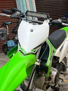 Pièces de moto universelles 7/8 pouces barre lumineuse LED barre lumineuse Mini phare conduite lampe pour <span class=keywords><strong>Yamaha</strong></span> KLX CRF <span class=keywords><strong>TTR</strong></span> <span class=keywords><strong>110</strong></span> - Product Image 3