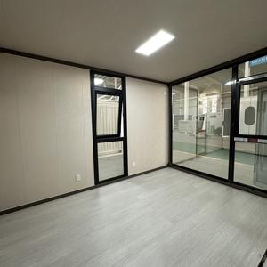 Maison modulaire pliable <span class=keywords><strong>Granny</strong></span> Flat de 40 pieds, résistante aux ouragans, avec 5 chambres, design moderne, villa avec cuisine extérieure - Product Image 3