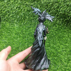 Venta al por mayor de la fábrica de resina estatuas decoración varita bruja - Product Image 6
