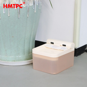 Distributeur d'eau pour chat HMTPC, portable, fonctionnant sur piles, fontaine automatique en plastique pour chats, version améliorée abricot - Product Image 1