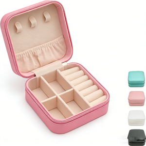 Boîte à bijoux portable pour femmes en cuir PU miniature, petit organisateur de boucles d'oreilles, étui de rangement léger pour les voyages - Product Image 1