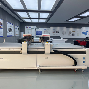 Máquina de <span class=keywords><strong>Corte</strong></span> de Cuero CNC Automática de Alta Velocidad con Adsorción al Vacío para Bolsas de Viaje e Interiores de Automóviles - Product Image 2