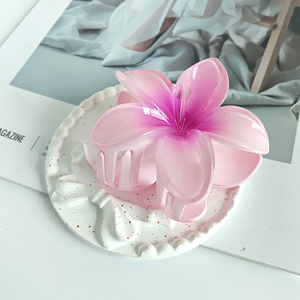 8cm Plumeria fiore artigli per le donne ragazze forcine per capelli fiori d'uovo coreano Barrette hawaiane per <span class=keywords><strong>festa</strong></span> di nozze <span class=keywords><strong>accessori</strong></span> per capelli - Product Image 3