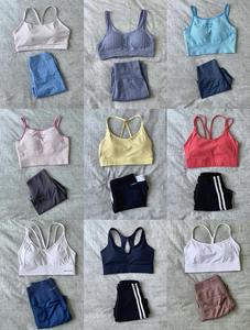 Abbigliamento sportivo personalizzato da palestra Set monospalla aderente reggiseno Yoga attillato e Leggings Top corti all'ingrosso - Product Image 2