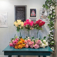 Vente en gros d'usine, roses artificielles multicolores, bouquet de fleurs réalistes à 7 têtes pour la décoration de la maison, les mariages et la Saint-Valentin