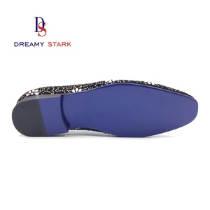 Chaussures de bureau et de carrière à enfiler, faites à la main, de haute qualité, en cuir véritable, légères et confortables, avec design en cristal et diamant, logo personnalisé, collection Printemps - Product Image 6