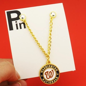 Pins de Solapa de Alta Calidad con Diseño de Anime y Deportes Mexicanos, Pins de Esmalte Suave Personalizados al por Mayor para Clubes de Béisbol con Cadena - Product Image 6