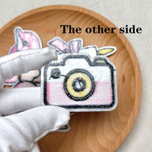 Patch brodé thermocollant en feutre écologique rose, motif caméra de dessin animé, radis, cloche, bougie, pour chaussures, chapeaux, décoratif - Product Image 4