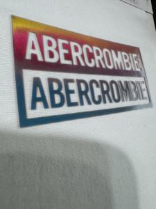 Icônes de transfert de chaleur en silicone à couleur changeante 3D personnalisées pour vêtements T-shirts chaussures sacs et gobelets-avec dessins animés - Product Image 2