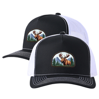 Gorra de camionero ajustable con visera curva, parte delantera de espuma de 5 paneles, parte trasera de malla blanca y parche bordado de alce estilo Gorpcore