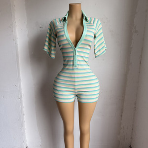 Mono de una pieza a rayas estilo dupe de marca personalizada para mujer, con botones y cuello en V, de algodón, para descanso, tipo playsuit o bodysuit. - Product Image 2