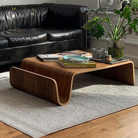 Table basse de thé de stockage en bois de teck incurvé minimaliste pour des meubles de salon