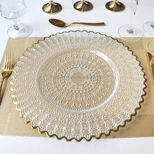 Assiettes de présentation en verre SONYA DINNERWARE, style nordique de luxe, bord doré, motif floral en dentelle, pour événements - Product Image 1