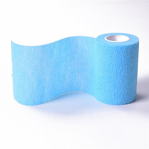 Venda autoadhesiva de 5 cm x 4,5 m de grado médico para protección de muñeca, rodilla y tobillo en deportes, con certificación CE - Product Image 4