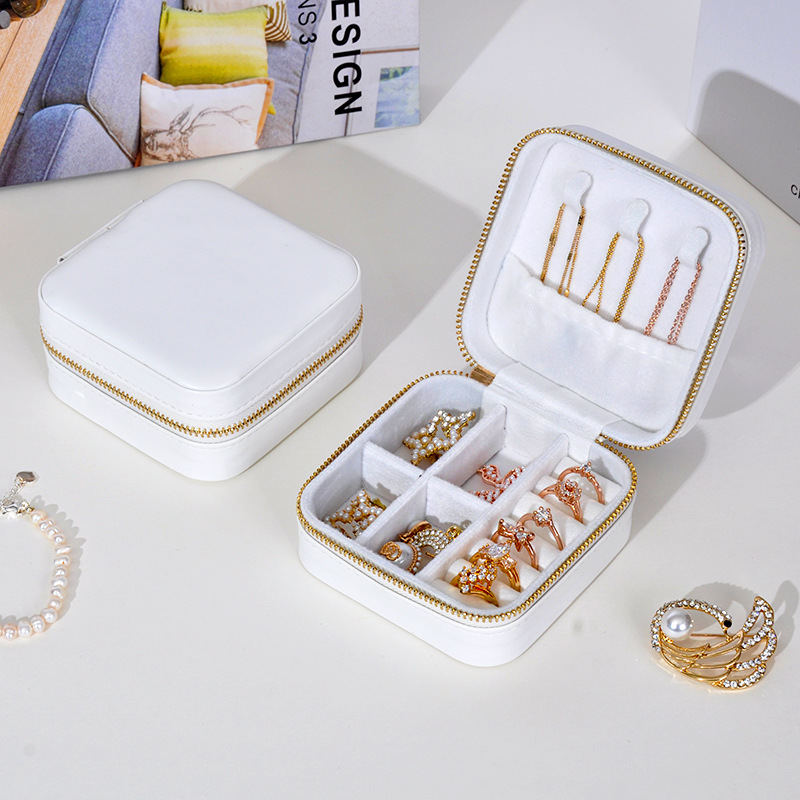 Pu gold zipper white-inner white velvet-10105 jewelry box