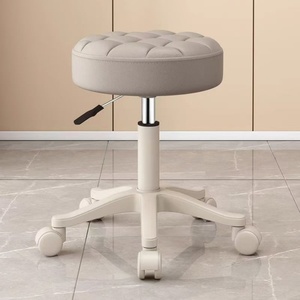 Vente flash 360 °   Chaise de barbier en cuir pivotante, réglage de la hauteur portable, durable, facile à nettoyer, confortable, salon de beauté, bar à ongles - Product Image 6