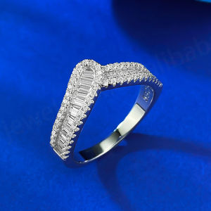 แหวนเงิน S925ทรงสี่เหลี่ยมรูปตัววีแนวคลาสสิกสำหรับงานเลี้ยงแต่งงานรูปวงรีรูปดาวแม่น้ำรูปวงรีสวยงามได้รับการรับรอง - Product Image 3