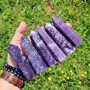 หินคริสตัลธรรมชาติ<span class=keywords><strong>สี</strong></span><span class=keywords><strong>ม่วง</strong></span>ไมก้ารูปทรงอิสระแกะสลักลายทันสมัยจากเจียงซู ขายส่งราคาถูก สำหรับตกแต่งบ้านตามหลักฮวงจุ้ย - Product Image 4