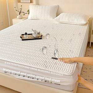 Funda Protectora Impermeable Acolchada Antideslizante y Antipolvo para Colchón Simmons - Product Image 4