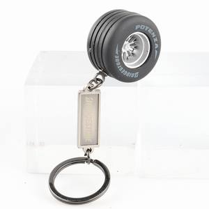 Porte-clés en acier inoxydable personnalisé pour club automobile 4S, cadeau promotionnel avec roue en caoutchouc, gadgets de pneus, style élégant - Product Image 3