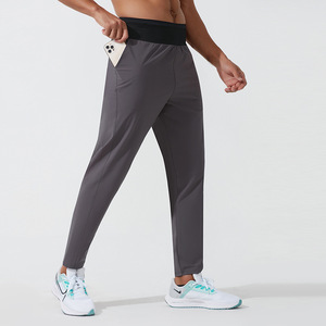 RUIQUWIN Pantalon de sport multi-poches pour hommes à haute élasticité à séchage rapide en plein air Marathon Running Pantalon d'entraînement en gros pour le printemps - Product Image 4