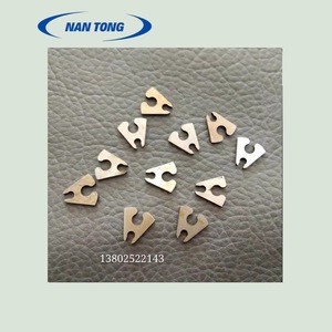 Pinza de sujeción Nantong Printing Press Butterfly Clip D15 1 para máquina perforadora - Product Image 4