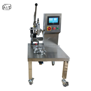 Machine de remplissage et de bouchage <span class=keywords><strong>manuelle</strong></span> de sacs en boîte de 20 L pour huile de palme, machine de remplissage de sacs en boîte de 10 litres et 20 litres pour l'eau - Product Image 2