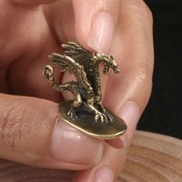 Statue en laiton, petit dragon magique, ornements de dragon, ornements micro-sculptés en bronze de pterosaure