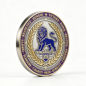 เหรียญรางวัลแบบหล่อขึ้นรูปด้วยโลหะผสมสังกะสีแบบกำหนดเอง สองด้าน พร้อมลายสิงโตสีน้ำเงินตามแบบราชสำนักและคำขวัญสร้างแรงบันดาลใจ - Product Image 5