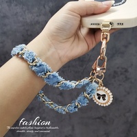 Étui pour iPhone 17 Pro avec cordon de téléphone, bracelet de téléphone tendance, bracelet de poignet pour femme, décoration, boucle en métal, anti-perte