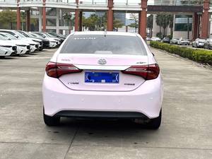 Toyota Corolla Levin 2017 Double Moteur 1.8L E-CVT GS Élite Édition Toit Ouvrant Rose Hybride Essence Voitures d'occasion Économiques - Product Image 4