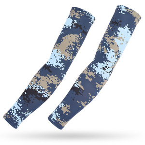 Maniche da <span class=keywords><strong>ciclismo</strong></span> con Logo personalizzato con protezione solare Design mimetico per sport all'aria aperta scaldini per calze a mano - Product Image 3