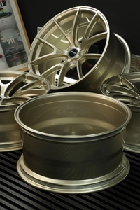 ล้อฟอร์จอัลลอยด์สีเงินขัดเงาแบบใหม่ XINLAI ขนาด 20 มม. ET 18-22 นิ้ว 5x112/5x114.3/5x120 สำหรับ M3/M4 - Product Image 2