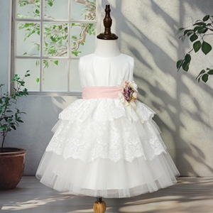 Nuovo Design Abiti da Damigella <span class=keywords><strong>Bianchi</strong></span> Senza Maniche per Bambine con Decorazioni in Pizzo e Applicazioni Floreali - Product Image 1