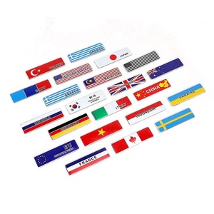 Badge autocollant 3D en métal avec drapeau allemand, français et américain - Product Image 1