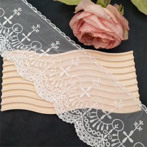 Bordure en dentelle brodée en tulle de 12 cm avec maille festonnée croisée pour la décoration de garnitures - Product Image 5