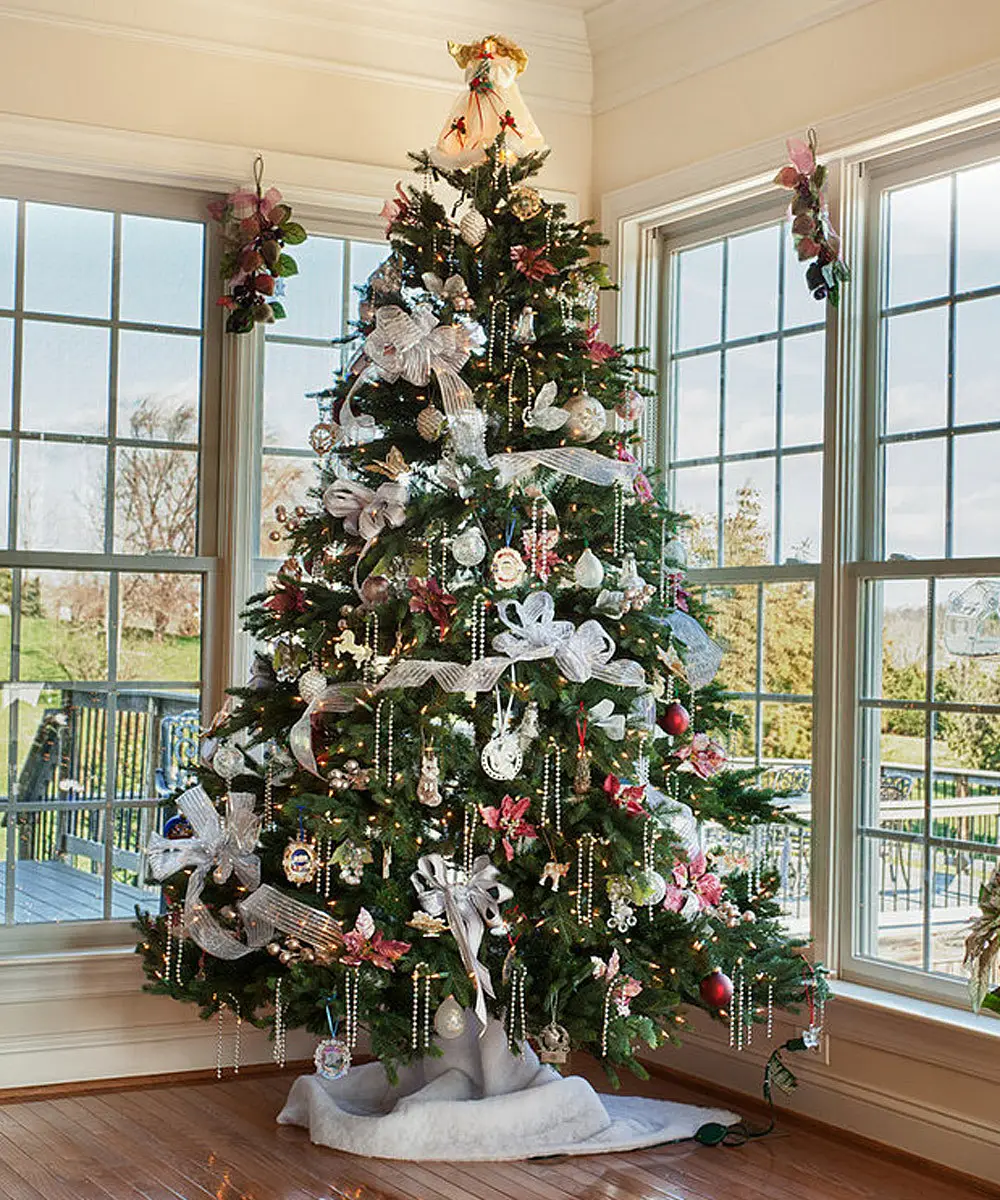 क्रिसमस 7ft 9ft 12ft आते प्लास्टिक पीई पीवीसी बंधे पेड़ आउटडोर इनडोर हरे रंग गुलाबी, नीले सफेद बर्फ गिर रही क्रिसमस आभूषण पेड़